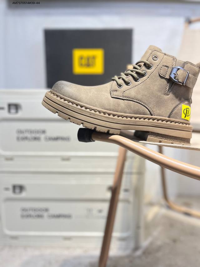 Cat 卡特 硬汉推土机品牌 系列工装休闲鞋 天猫同款 全新出炉 工艺品质 专为高端海淘代购客户准备 鞋面采用头层磨砂牛皮 此款每年销量爆炸pwc44100 A