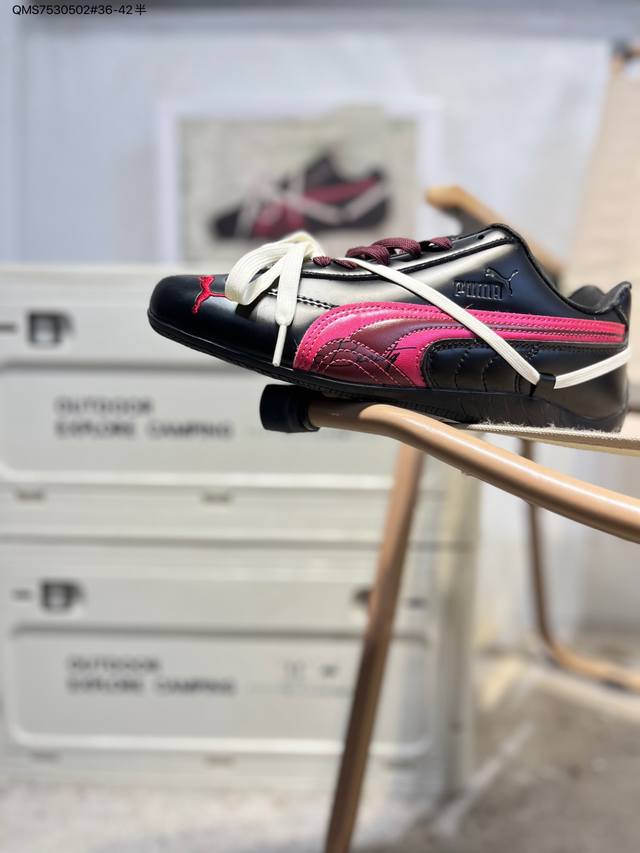 Rose X puma彪马 Speedcat 系列 联名款 赛车 德训双鞋带 绑带休闲运动低帮板鞋 以趣味十足又前卫复古的设计引领潮流 将赛道精神融入街头时尚