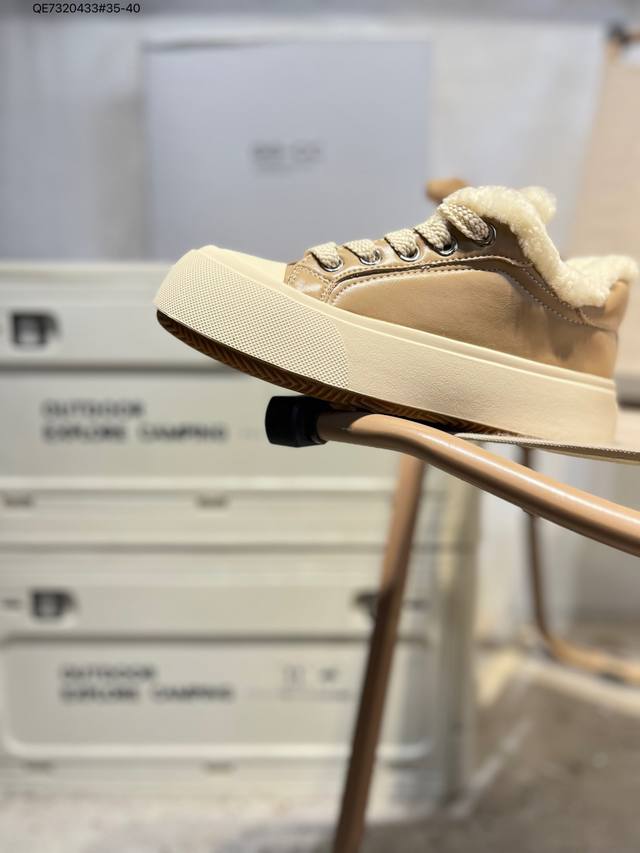 Gg-Cc Chunky Low白鹿同款独星球 新款Ggcc低帮复古厚底增高老爹鞋 时髦Look轻松定格 不费力展现率性氛围 原版正确大底 高档银盒 酷帅机能风