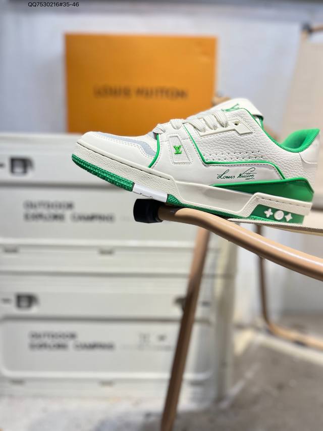 路易威登 Louis Vuitton Lv路易威登板鞋 新款 Lv Trainer最新配色运动鞋 L家 篮球鞋风格运动鞋 该鞋由艺术总监 Virgil Ablo