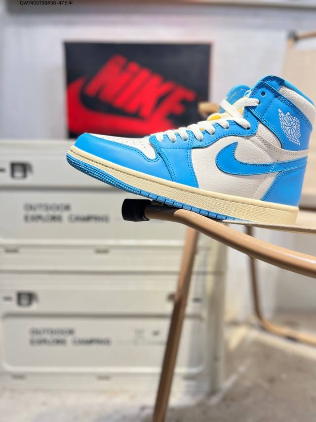 公司级头层皮Air Jordan 1 Retor Aj1经典复古高帮百搭文化篮球鞋 采用软质纳帕头层皮革鞋面#原厂立体填充鞋舌海绵#中底注胶孔及缜密中底拉帮工艺