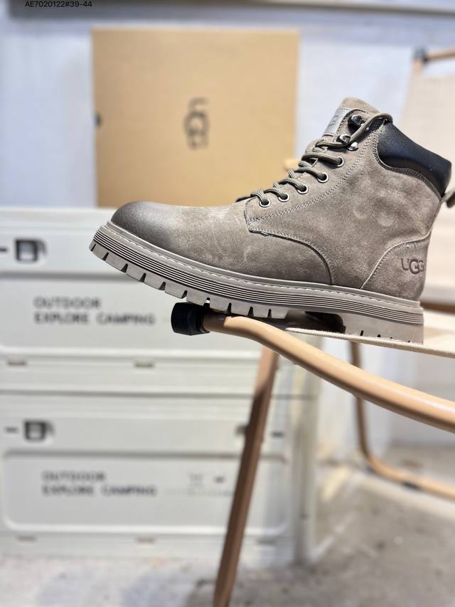 美国轻奢品牌Ugg W Mini Bailey Button Bling 厚底高帮休闲百搭 原厂生产代工品质U5666M Ae7020122#39-44