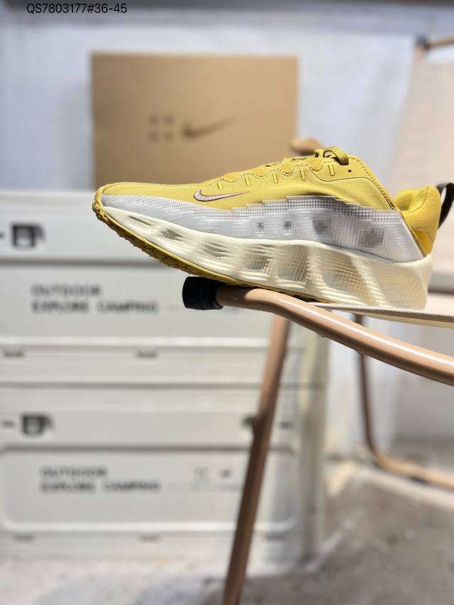 Hyein Seo X Ava Rover Ava Rover 联名鞋 该鞋款采用流线型轮廓设计，鞋面结合 Tpu 网格支撑结构，中底搭载 Reactx 泡棉材