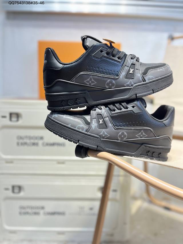 路易威登 Louis Vuitton Lv路易威登板鞋 新款 Lv Trainer最新配色运动鞋 L家 篮球鞋风格运动鞋 该鞋由艺术总监 Virgil Ablo