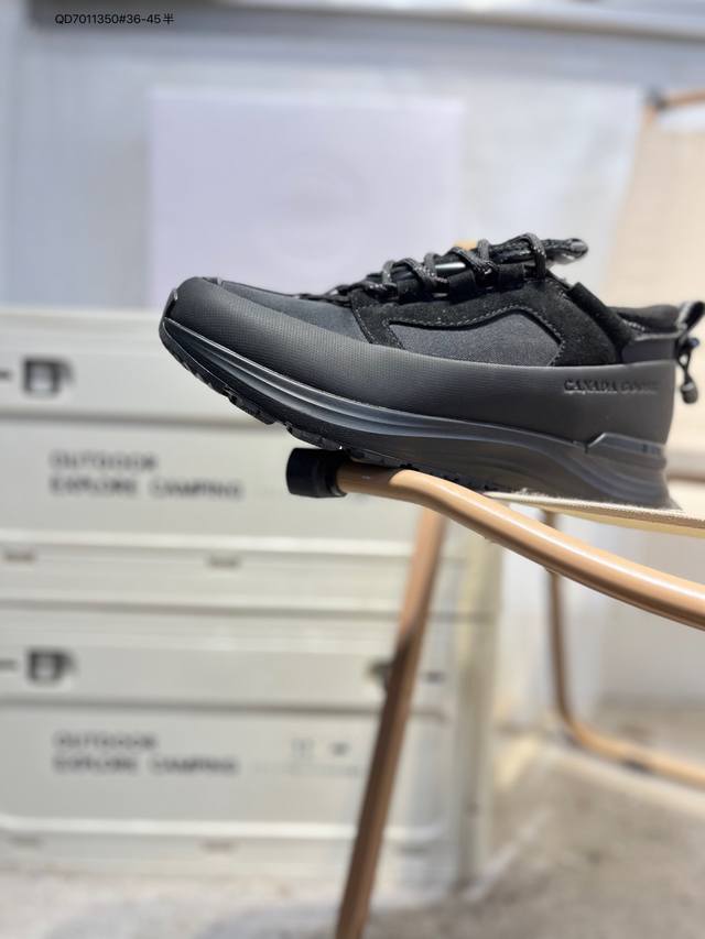 原楦开发纸版楦型#采用防水耐磨纤维革组合采用固色翻毛皮与头层皮饰片鞋面材质#中底增高加厚缓震pu组合防滑耐磨锯齿大底秋境无际,逸界前行！加拿大服饰品牌 加拿大鹅