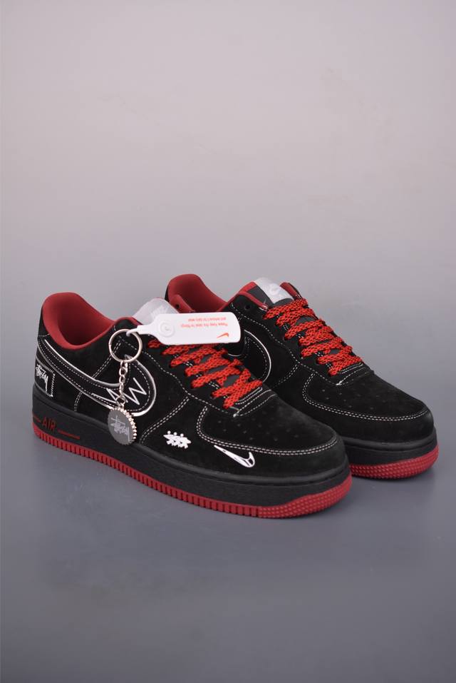 Air Force 1 Low 斯图西联名 原楦头原纸板 打造纯正空军版型 专注外贸渠道 全掌内置蜂窝气垫 原盒配件 原厂中底钢印、拉帮完美 官方货号: Sy1