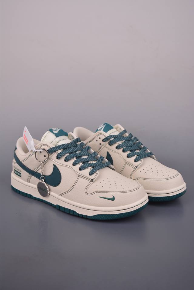 Nike Sb Dunk Low Supremex Gucci联名 纯原大厂出品 极力推荐 原装头层材料 独家版型蒸餾加工 帶來的是更好的视觉和脚感体验 大厂纯