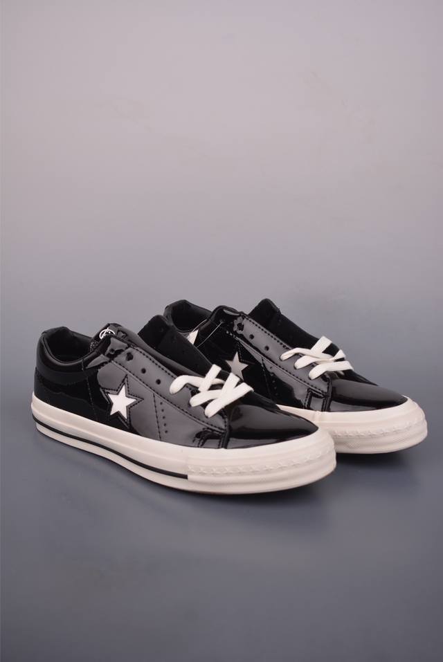 Noritake 则武 X Converse One Star 95 漆皮黑武士 匡威官方 经典舒适低帮休闲板鞋 以经典One Star鞋型为蓝本 亮面漆皮搭配