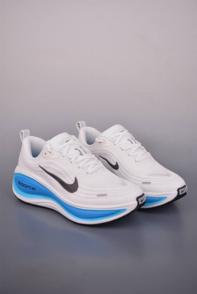 Nike Air Zoom Vomero plus 全新科技提前原鞋开发 纯原版本 区别市面真标版本 必定是官方强力主推款式，真正的Zoom缓震科技嵌入如假包退