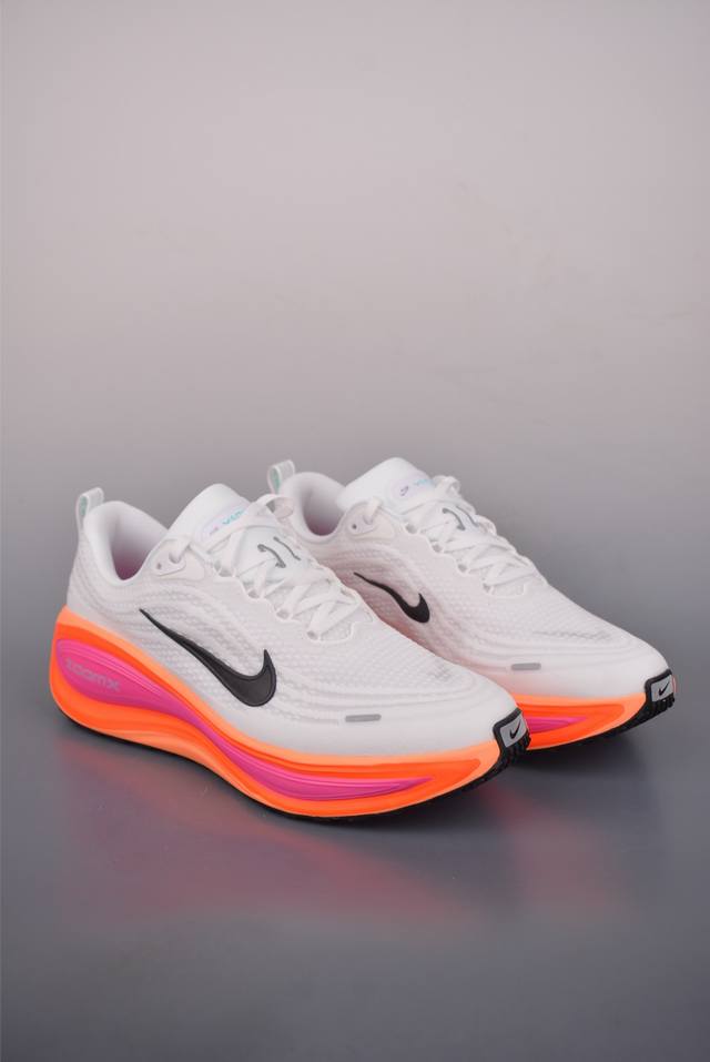 Nike Air Zoom Vomero plus 全新科技提前原鞋开发 纯原版本 区别市面真标版本 必定是官方强力主推款式，真正的Zoom缓震科技嵌入如假包退