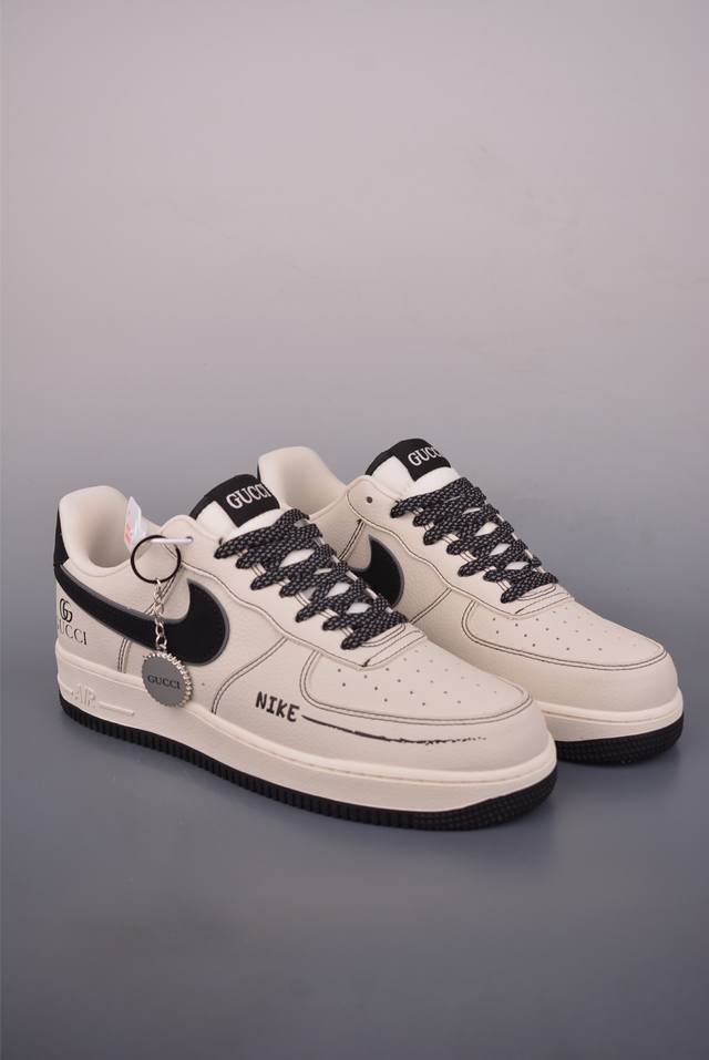 Nike Air Force 1 Low 古驰联名 原楦头原纸板 打造纯正空军版型 专注外贸渠道 全掌内置蜂窝气垫 原盒配件 原厂中底钢印、拉帮完美 官方货号: