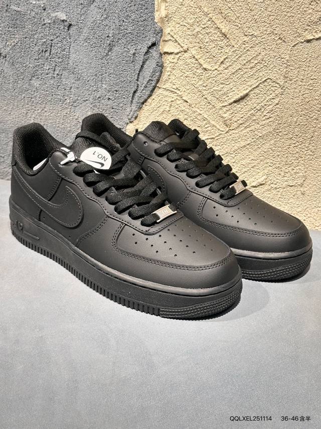 新品上市实拍 Air Force 1 Low’07 空军一号低帮休闲板鞋 定制皮料 原楦原纸板 纯正空军版型 内置全掌气垫 货号：男 Cw2288-114 女