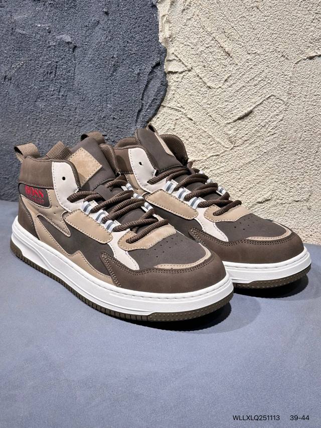 Boss 雨果博斯 钢印版本新款德国高端品牌专柜同步新款、以奢华高端设计出货 鞋面采用原版进口哪怕纳帕小牛皮配滴胶而成 原版 舒适透气. Wllxlq25111