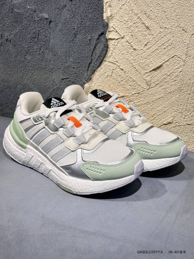 新品上市实拍 E Adidas三叶草 Equipment+ Boost Eqt+系列爆米针织透气百搭休闲运动慢跑鞋。采用针织透气高频鞋面材质 超复古鞋面 + 超