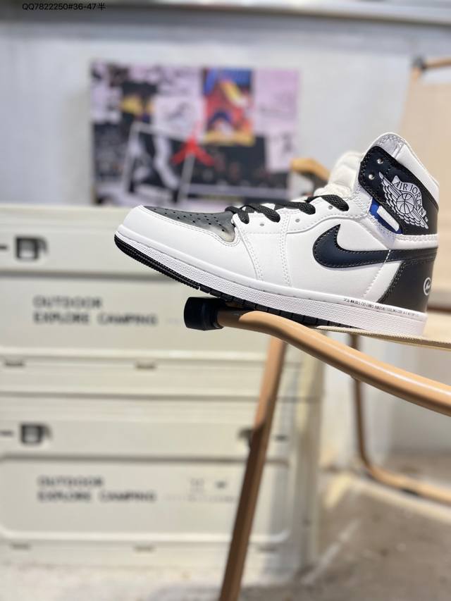 福利特价Air Jordan 1 Retor Aj1经典复古高帮百搭文化篮球鞋 采用软质纳帕头层皮革鞋面#原厂立体填充鞋舌海绵#中底注胶孔及缜密中底拉帮工艺帕纳