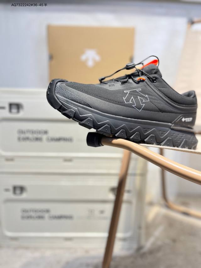 迪桑特Descente Ski Style系列 Snow Ride 潮流运动 防滑耐磨低帮登山鞋舒适透气织物鞋面易清洁 侧面硅胶设计 鞋舌与鞋身柔软 鞋底轻量化