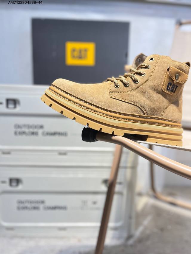 加绒款# Cat 卡特 硬汉推土机品牌 系列工装休闲鞋 天猫同款 全新出炉 工艺品质 专为高端海淘代购客户准备 鞋面采用头层磨砂牛皮 此款每年销量爆炸20251