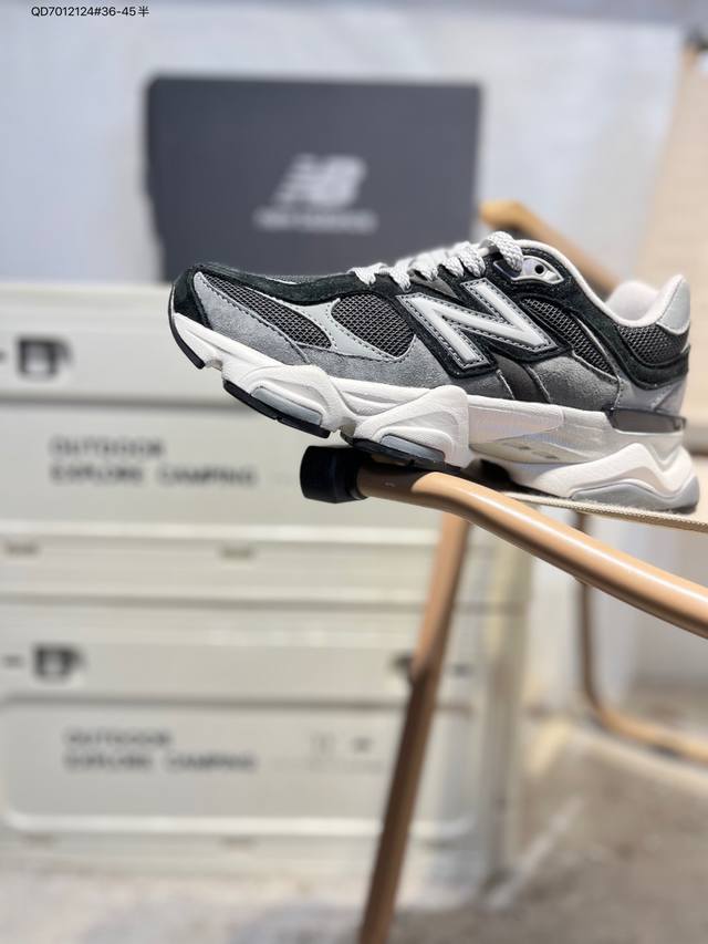 Joe Freshgoods X New Balance Nb9060 联名款 复古休闲运动慢跑鞋 鞋款灵感源自设计师本人对夏日的怀日回忆。鞋面大身由空间双格及