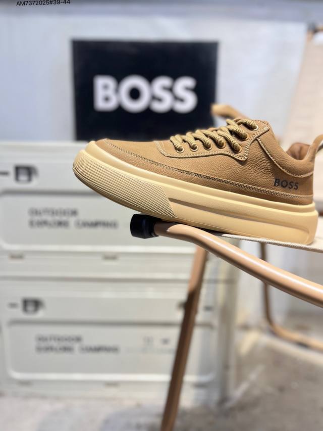 Boss 雨果博斯 钢印版本新款德国高端品牌专柜同步新款、以奢华高端设计出货 鞋面采用原版进口哪怕纳帕小牛皮配滴胶而成 原版 舒适版型Cn8608 Am7372