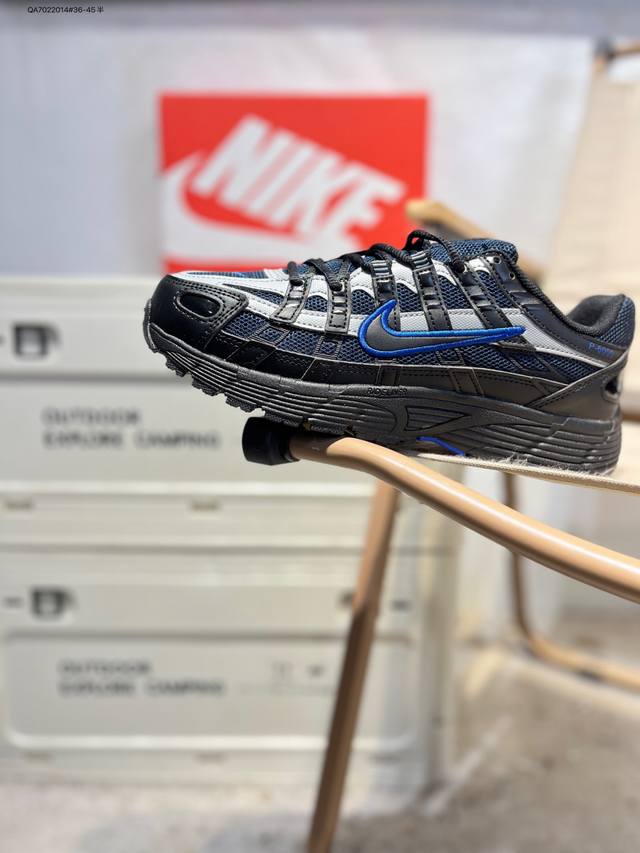 耐克 Nike p-6000 Laser Blue 复古科技个性运动老爹鞋。该鞋款鞋面采用纵横交错的覆面，重现 2000 年代跑鞋风格，同时搭配缓震鞋垫，带来舒
