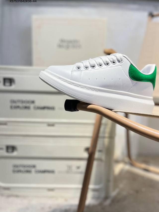 福利特价Alexander Mcqueen 麦昆 亚历山大麦昆亚历山 大盒包装 Ss春夏首发 时尚代表的小姐姐5536 Xs7531842#36-44