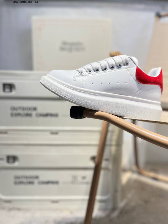 福利特价Alexander Mcqueen 麦昆 亚历山大麦昆亚历山 大盒包装 Ss春夏首发 时尚代表的小姐姐5536 Xs7531842#35-44