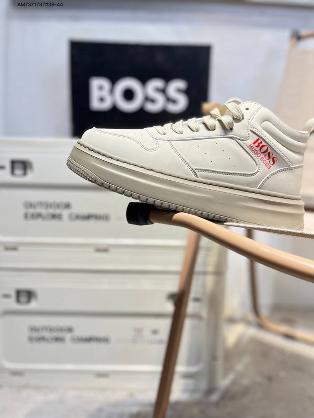 Boss 雨果博斯 钢印版本新款德国高端品牌专柜同步新款、以奢华高端设计出货 鞋面采用原版进口哪怕纳帕小牛皮配滴胶而成 原版 舒适版型Cn8608 Am7371