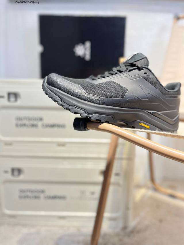 凯乐石Kailas 界山Gtx Boa 户外低帮防水登山徒步鞋 大厂出品 鞋面采用Gore-Tex全袜套防水科技。鞋带采用 Boa 旋钮快速穿脱系统。Eco-S