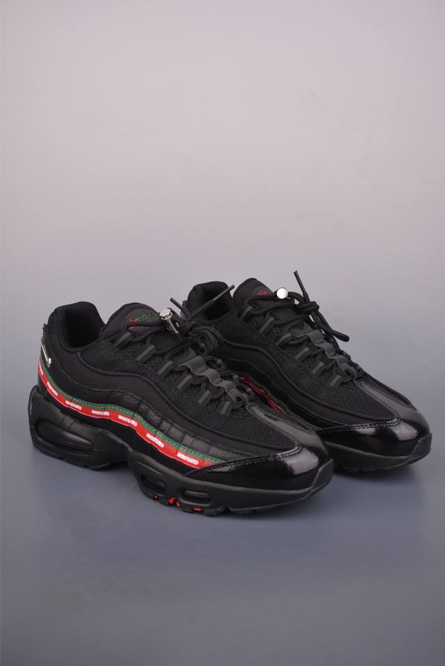 Nike Air Max 95 纯原版本 潮流百搭 气垫缓震慢跑鞋 Air Max 95就是源于设计师塞吉奥 罗扎诺的构想 Nike Air Max 95的设计
