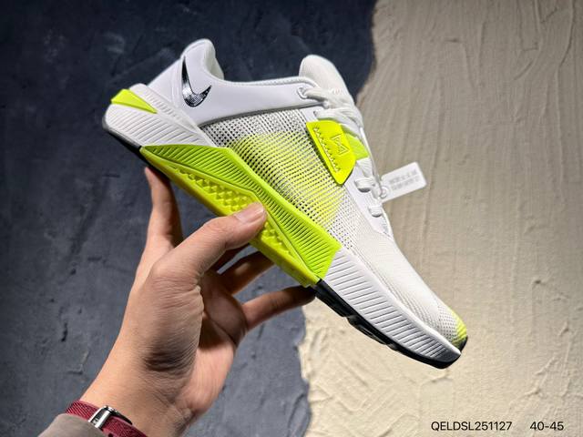 新品上市实拍 现货主推！耐克新款Nike Air Zoom Vomero 13 男子跑步鞋 Qeldsl251127