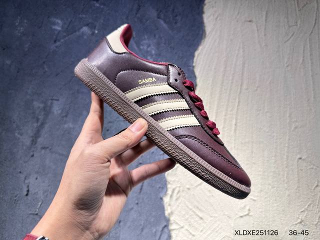 新品上市实拍 Adidas Samba Og 桑巴德迅板鞋立体Samba烫金Logo If7004 Xldxe251126