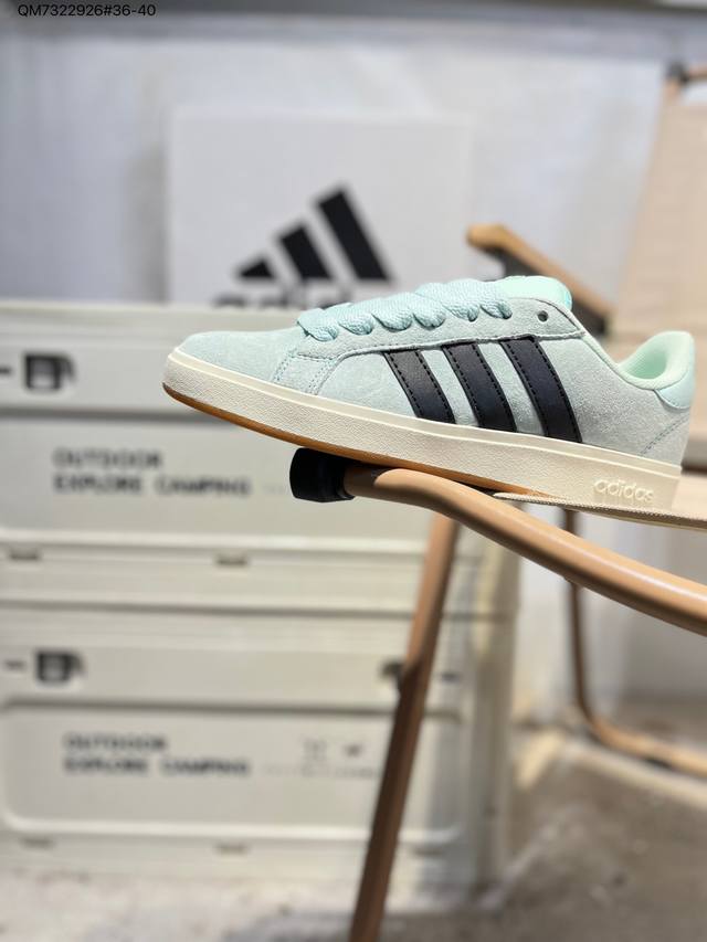 阿迪达斯 Adidaslego 阿迪达 Adidas Neo Grand Court懒蛋蛋联名款小白鞋 男女款休闲低帮运动板鞋运动休闲鞋，一款经典而简洁的运动鞋