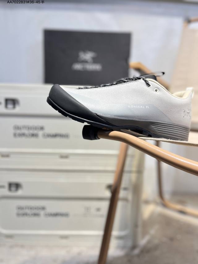 始祖鸟 Konseal Lt W覆盖透气男越野跑鞋 适合技术路线单日徒步穿着也可以一脚蹬穿法 Aeriosflgtx鞋受到长途野外跑步鞋的启发 适合在变化的地形