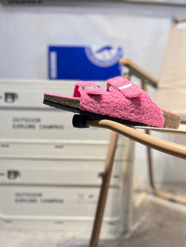 勃肯鞋Birkenstock 真皮软木拖 出口韩国的订单！ 有没有姐妹跟我一样，喜欢鞋拖，懒得弯腰系鞋带 所以Birkenstock博肯鞋真的是我的爱 很久就一