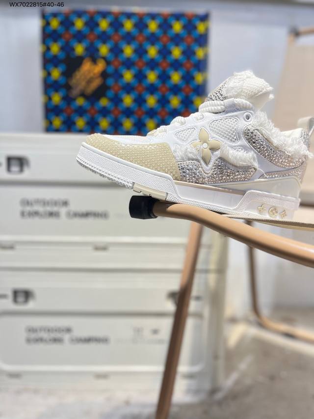 广东原厂# 路易威登 Louis Vuitton Lv路易威登板鞋 新款 Lv Trainer最新配色运动鞋 L家 篮球鞋风格运动鞋 该鞋由艺术总监 Virgi