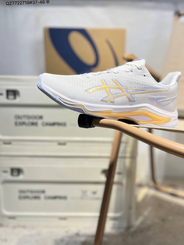 Asics Netburner Ballistic Ff 4亚瑟士经典跑鞋 如今机能风和户外风吹得正劲，便是主打“Urban Outdoor机能越野风格”，城市