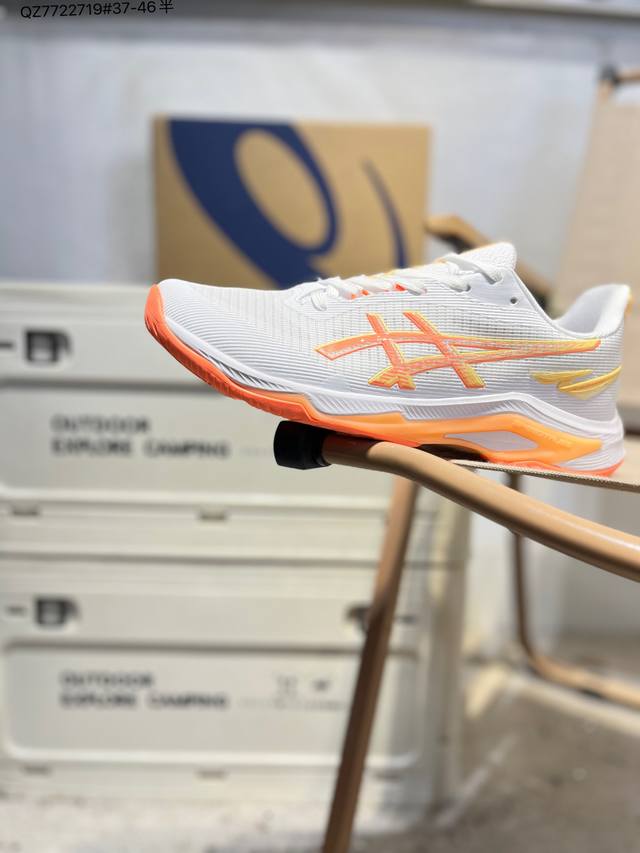 Asics Netburner Ballistic Ff 4亚瑟士经典跑鞋 如今机能风和户外风吹得正劲，便是主打“Urban Outdoor机能越野风格”，城市
