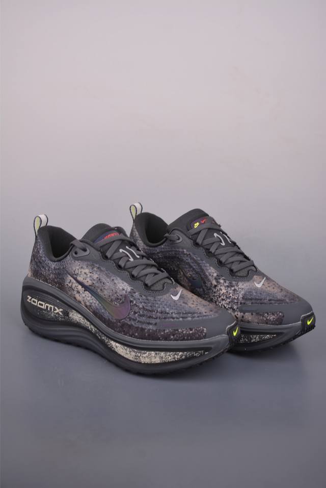 Nike Air Zoom Vomero plus 全新科技提前原鞋开发 运动跑鞋 区别市面真标版本 必定是官方强力主推款式，真正的Zoom缓震科技嵌入如假包退