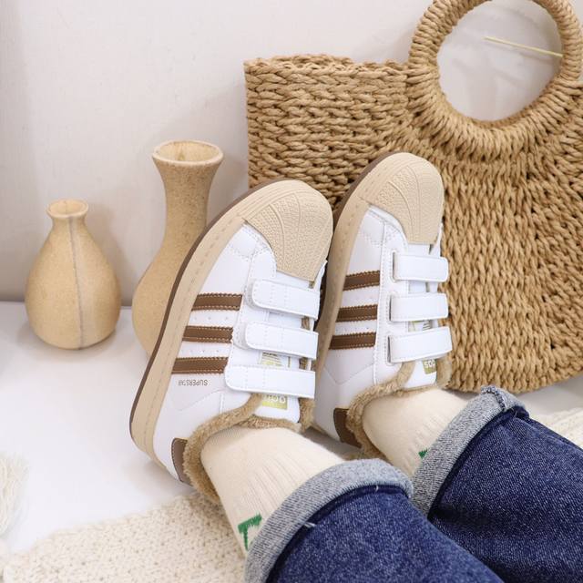 上脚实拍 加绒款Ad魔术贴板鞋