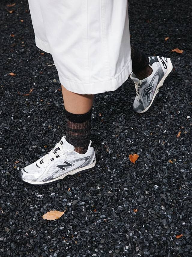 白黑银太帅气了