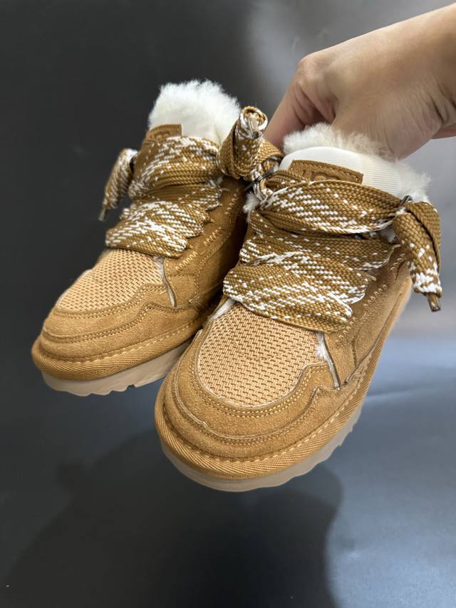 Ugglowmel 梅尔2代运动休闲鞋儿童雪地靴 采用系带全羊毛内里加绒保暖款，采用头层真牛皮 柔软亲肤 舒适透气 个性时尚又百搭，Eva轻质缓震、防滑耐磨 尺