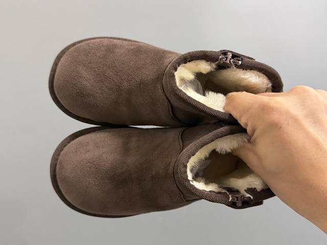 U家新款小耳朵切尔西儿童中帮雪地靴 萌 Size：25-34码