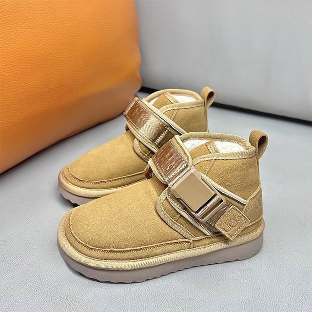 不退不换 棕色 Ugg纽姆搭扣儿童雪地靴 Size:28-37码 温暖毛圈 这双Ugg纽姆搭扣儿童雪地靴不仅外观可爱,还采用了顶级双面羊皮和纽姆绒内里,为宝贝们 不退不换 棕色 Ugg纽姆搭扣儿童雪地靴 Size:28-37码 温暖毛圈 这双Ugg纽姆搭扣儿童雪地靴不仅外观可爱,还采用了顶级双面羊皮和纽姆绒内里,为宝贝们