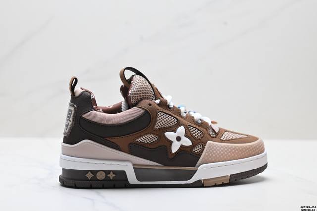 真标Louis Vuitton Trainer Sneaker Low 全新 Lv 路易威登 休闲运动文化百搭板鞋 尺码:39-45 Id:Jkd129-Jdj