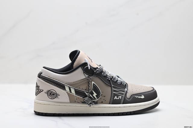公司级Nike Air Jordan 1 Low Aj1乔1低帮休闲板鞋 同步官方配色 市场唯一独家头层皮打造 原鞋原档案开发 原厂皮料 原档冲孔鞋头 正确满胶