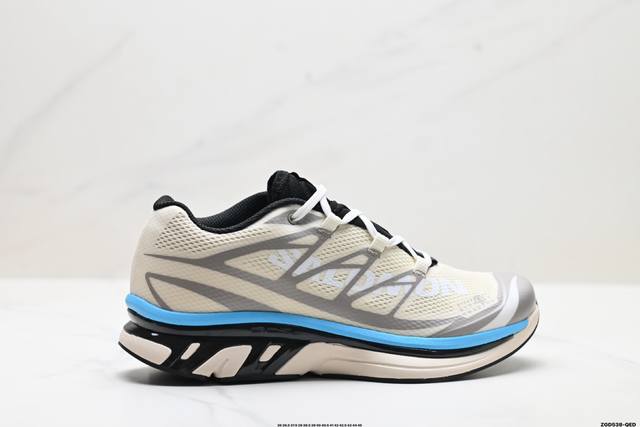 公司级Mm6 Maison Margiela X Salomon萨洛蒙 Xt系列 马吉拉联名款 休闲运动鞋 中底搭载全掌玻璃纤维能量板和弹性泡沫中底 缓震回馈很