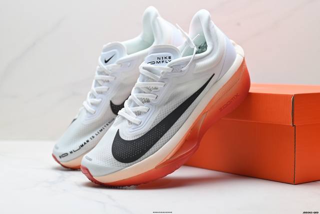 特价 公司级Nike Zoomx Invincible Run Flyknit Fk6 Zoom Fly 6轻量飞织低帮休闲运动慢跑鞋 此鞋专为长跑运动员而生