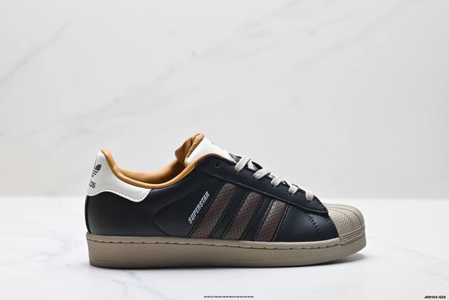 公司级Adidas Originals Superstar贝壳头系列 阿迪达斯 低帮经典百搭休闲运动板鞋 货号:Jp1 尺码:36 36.5 37 38 38.