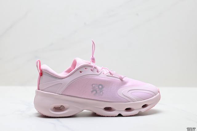 公司级Loewe X On昂跑Cloudtilt 罗意威 联名轻量运动休闲鞋 脚感很舒服 鞋底柔软且包裹性好 上脚显腿长 不管休闲还是运动都很百搭 是最好看最显