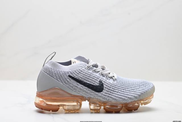 真标Nike Air Vapormax Flyknit 3 全掌长气垫 缓震跑步鞋采用传统的Flyknit构造 回收材料制成 鞋垫上印有Nike的风车标志全长V